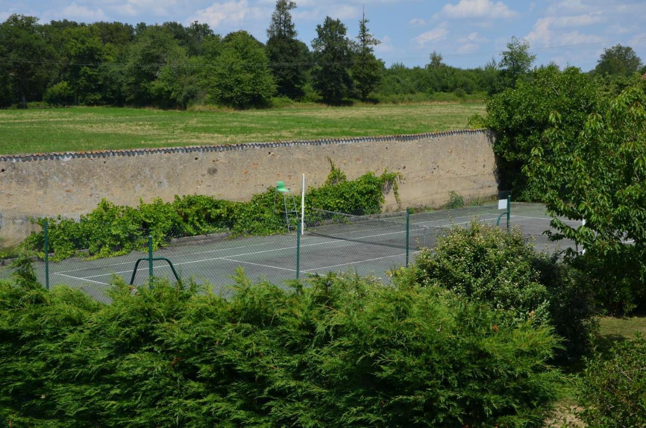 Le Grand Echerat Panzió Blond Kültér fotó